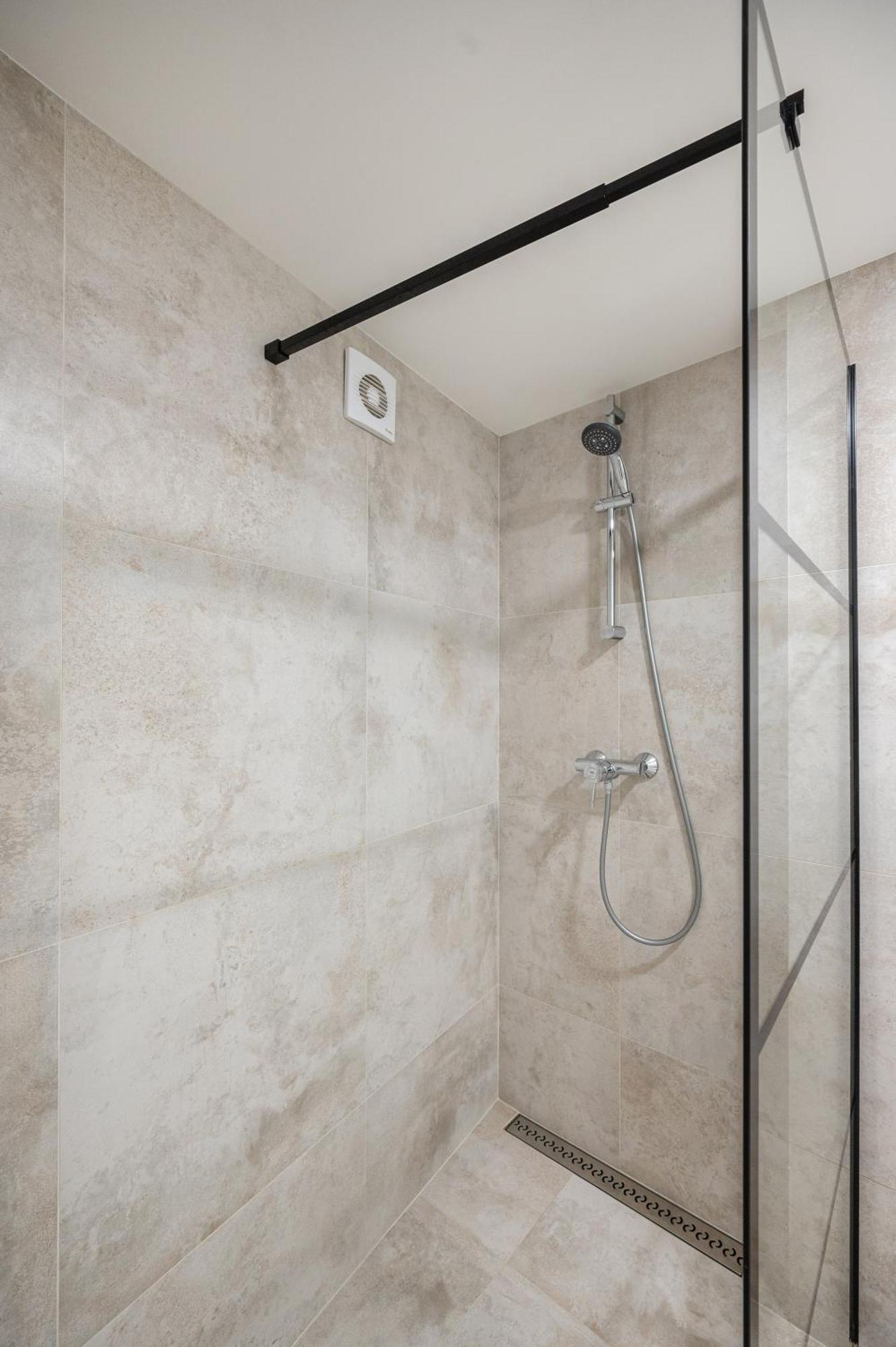 Modern In The Heart Of Old Town With Free Parking By Urban Rent Lejlighed